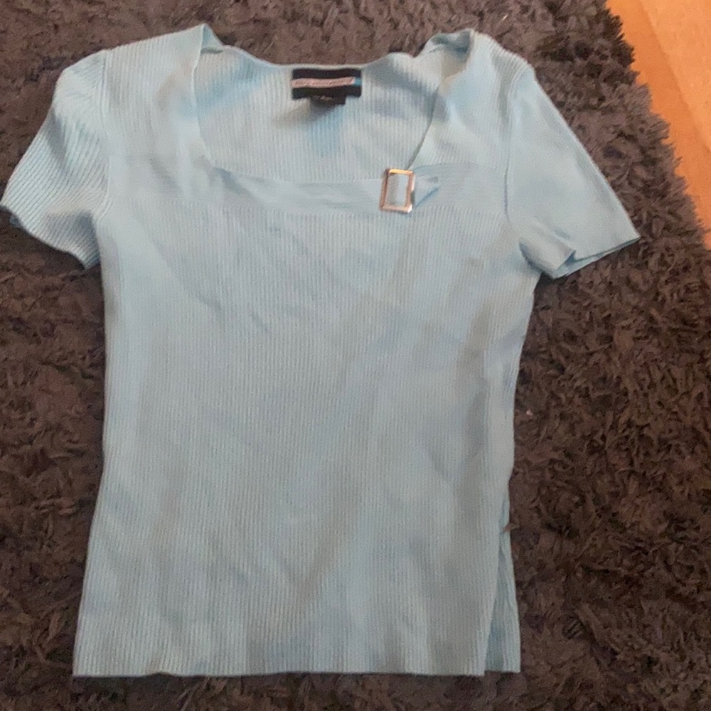 baby blue short sleeve top